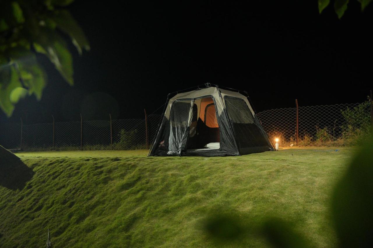 The Nirvana Camp 图利凯尔 外观 照片